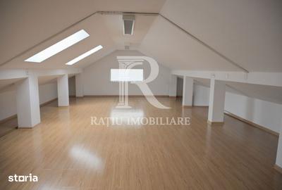 Spațiu comercial, de 146 mp, în Sânmartin