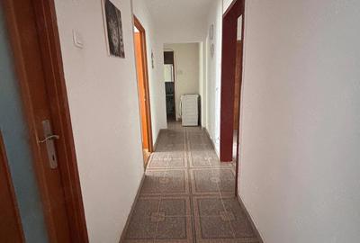 Apartament cu 4 camere decomandat în Tătărași - 4
