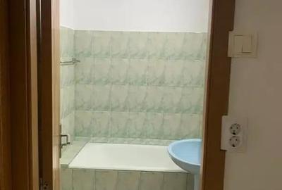 Apartament cu 3 camere decomandat în Republicii - 3