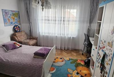 Casă cu 4 camere cu Teren 500 Mp în Micro 4 - 12