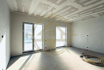 Casă cu 4 camere cu Canalizare în Central - 9