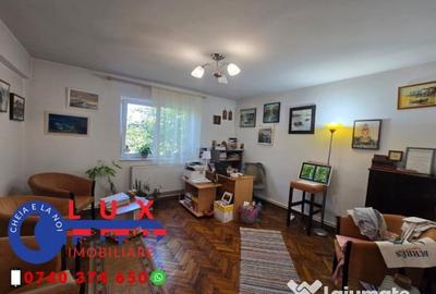 Casă cu 4 camere cu Teren 360 Mp în Piața Nouă - 9