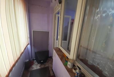 Apartament cu 2 camere decomandat în Micro II - 20