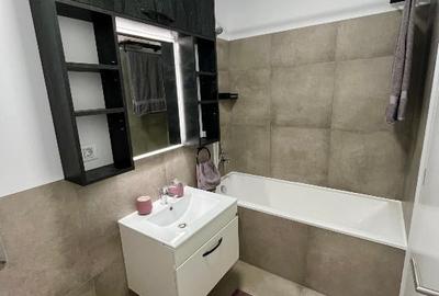 Apartament cu 2 camere semidecomandat, mobilat în Baza 3 - 10