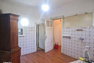 Casă cu 3 camere decomandat în Central - 16