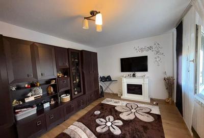 Apartament 2 camere ,etaj 1, strada Jupiter - 3