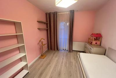 Apartament cu 3 camere semidecomandat, mobilat în Florești - 8