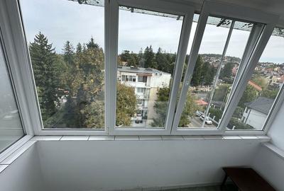 Apartament cu 2 camere decomandat în Central - 1