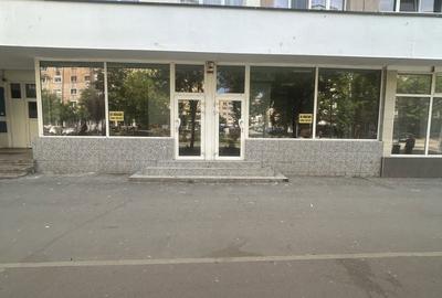 Spațiu comercial, de 141 mp, în Central - 1