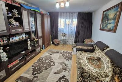 Vanzare apartament 2 camere decomandat - 52 mp - strada 23 August - 1