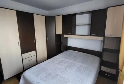 Apartament cu 3 camere decomandat, mobilat în Brâncoveanu