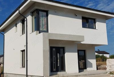 De vanzare- Vila PREMIUM, S+P+E, AGIGEA, cartier LAC, langa Parcul Mihai Eminescu, la 1km de plaja.. - 2