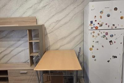 Garsonieră decomandată în Micro 40 - 4