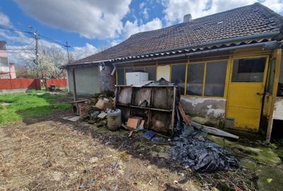 In frumoasa zona RONAT-la vanzare teren cu casa pentru renovare sau demolare - 8