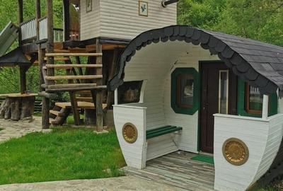 Casă individuală cu 8 camere cu Canalizare în Molid - 3