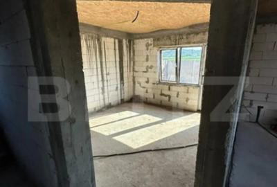 Casă cu 4 camere cu Teren 400 Mp în Bariera Vâlcii - 1