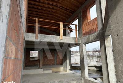 Casă cu 8 camere decomandat cu Teren 504 Mp în Aeroport - 11