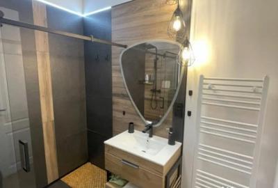 Garsonieră decomandată, mobilată în Orașul Vechi