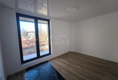 Apartament cu 3 camere decomandat în Crângași - 3
