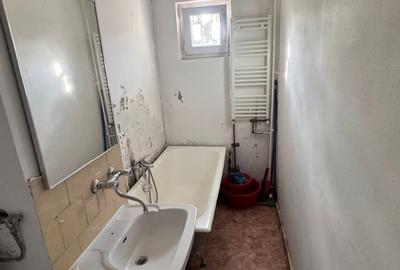 Apartament cu 2 camere nedecomandat în Circumvalațiunii - 8