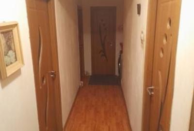 Apartament cu 3 camere decomandat în Ultracentral