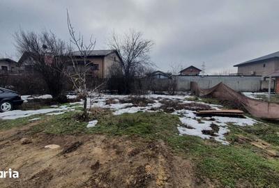 Teren de 1000 mp, în Central