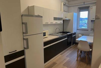 Garsonieră semidecomandată, mobilată în Florești