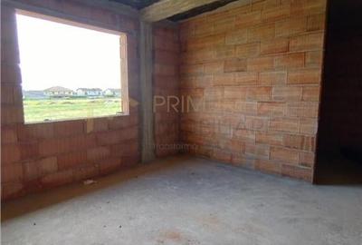 Duplex despartit prin camera tehnica - langa asfalt - compartimentare excelenta - 8