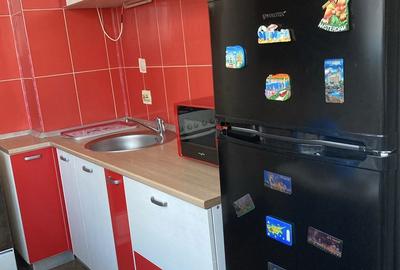 Garsonieră decomandată în UTA - 2