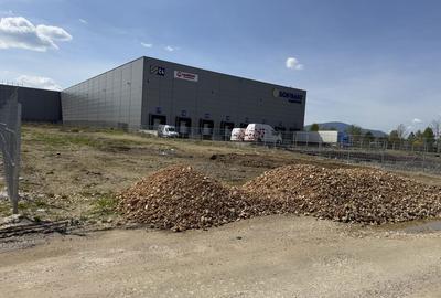 Spațiu comercial, în Central