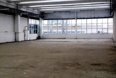 Spațiu industrial, 4963 mp în Tractorul