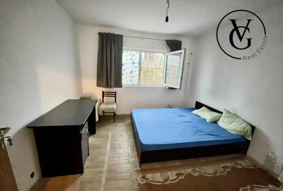 Apartament cu 3 camere decomandat, mobilat în Central
