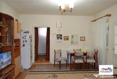 Casă cu 9 camere cu Teren 650 Mp în Central - 6