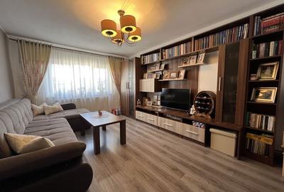 Apartament cu 4 camere decomandat în Central - 2