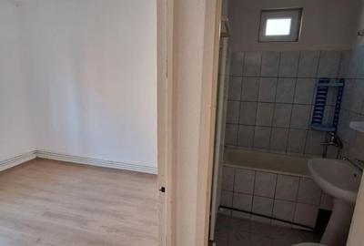 Apartament 2 camere semidecomandat-zona Sacele. - 5