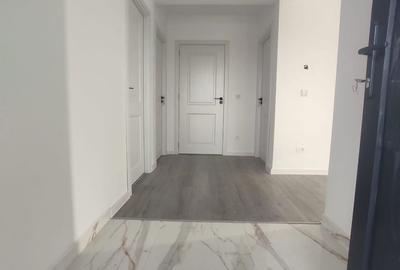 Casă cu 3 camere în Ciurbești - 12