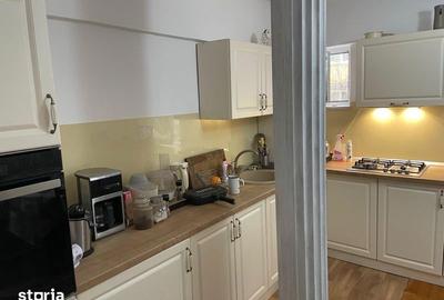 Apartament cu 3 camere decomandat în Central - 4