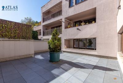 Penthouse cu 4 camere decomandat în Schei - 6