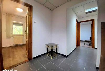 Apartament cu 4 camere, mobilat în Central - 4