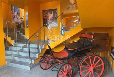 Spatiu comercial 200mp de inchiriat zona Oncea Etaj II - 1