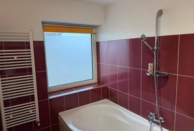 Apartament cu 3 camere decomandat în 1 Mai - 25