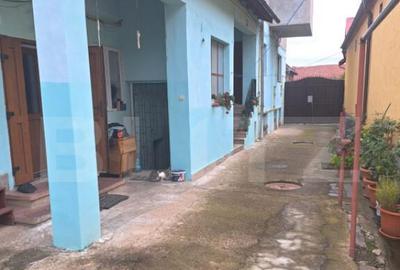 Casă cu 5 camere cu Teren 1384 Mp în Hărman