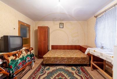 Casa traditionala la tara in Gliganu de Jos Com. Rociu-Arges la 30 km de Pitesti - 10