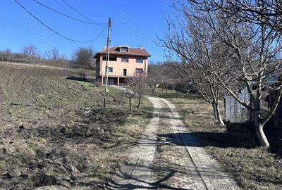 Casă cu Teren 6400 Mp în Rediu - 9