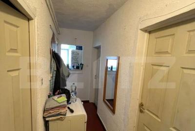 Apartament decomandat, 2 camere, zona Plopilor - 2