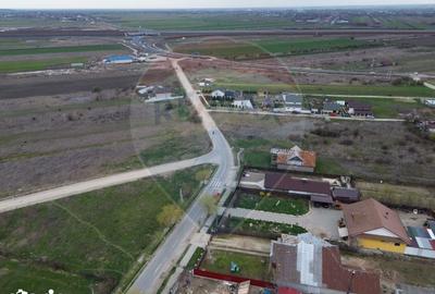 Teren de 949 mp, în Central - 4
