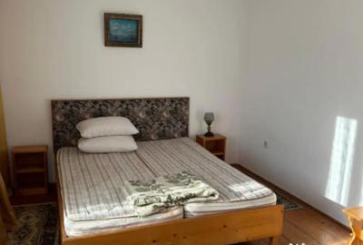 Casă cu 7 camere cu Teren 396 Mp în Eforie - 11