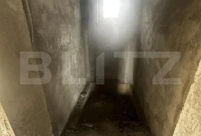 Casă cu 4 camere cu Teren 865 Mp în Păulești - 2