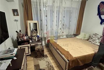 Apartament cu 3 camere decomandat în Radu Negru - 5