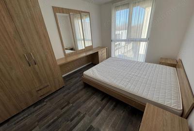 Apartament cu 4 camere semidecomandat în Dumbrăvița - 2